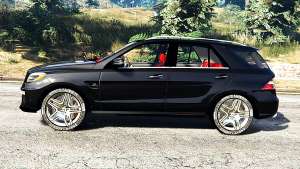 Mercedes-Benz ML63 AMG (W166) 2015 [replace] for GTA 5 side view